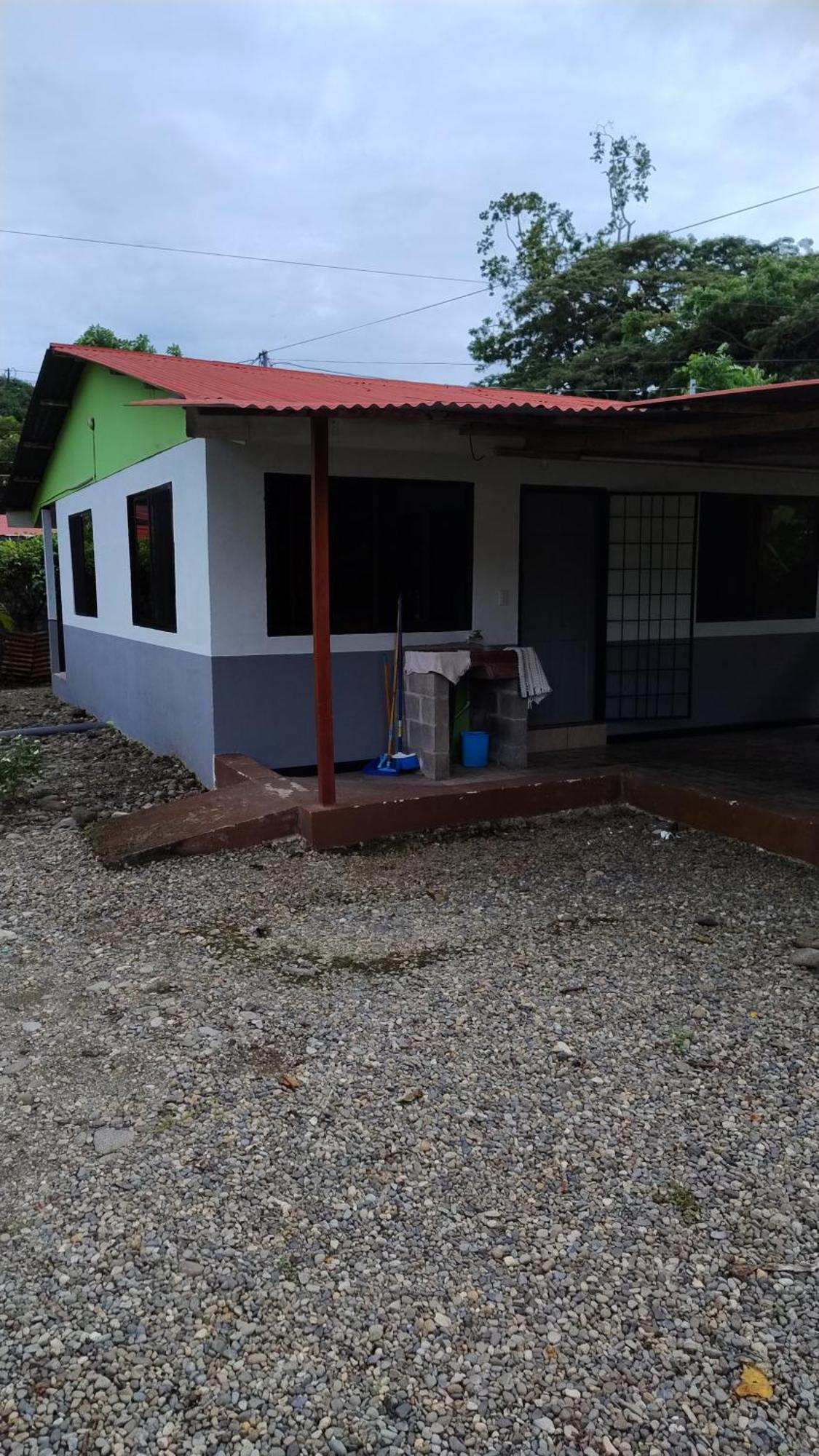 Cabinas Los Tucanes Cahuita Zewnętrze zdjęcie