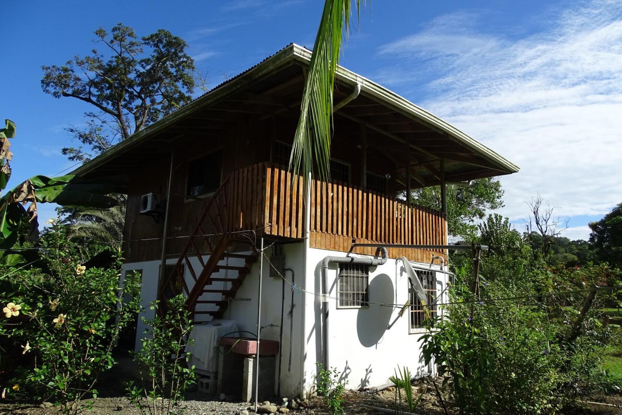 Cabinas Los Tucanes Cahuita Zewnętrze zdjęcie
